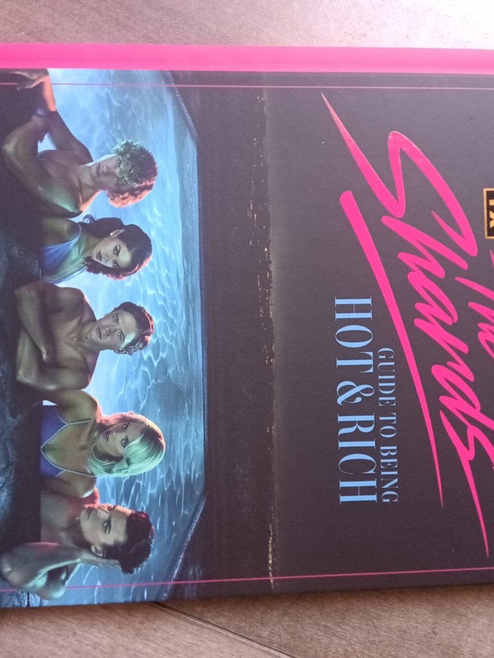FX The Shards Ryan Murphy Swag - Picture 6 of 8